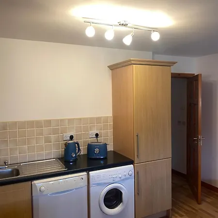 Stylish Ground Floor One Bedroom Townhouse Daire Tullamore
