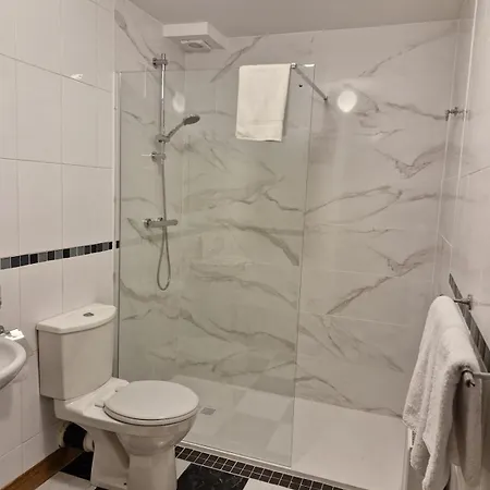 Stylish Ground Floor One Bedroom Townhouse Daire
